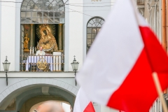 0216-OstraBrama-Flaga-Wilno-fot-Marlena-Paszkowska-L24