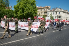 22-Polacy-przemarsz-fot-Marian-Dzwinel