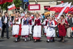 27-Polacy-przemarsz-fot-Marian-Dzwinel