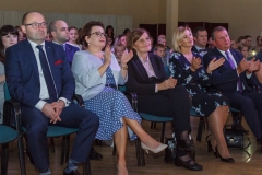 0006-wyprawki-dzieci-plecaki-fot-Marian-Paluszkiewicz