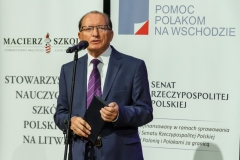 0010-wyprawki-dzieci-plecaki-Kwiatkowski-fot-Marian-Paluszkiewicz