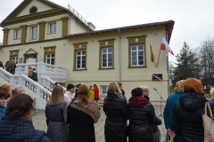 047-kaczynski-obremski-mejszagola-odsloniecie-tablicy-plac-fot.W.Jusiel