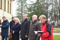 053-kaczynski-obremski-mejszagola-odsloniecie-tablicy-plac-fot.W.Jusiel