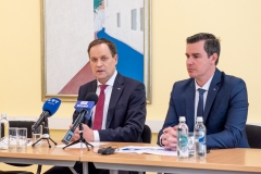 003-Waldemar-Tomaszewski-Waldemar-Urban-konferencja-fot-L24.lt-Wiktor-Jusel