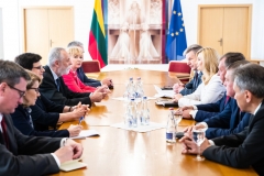 spotkanie-frakcja-komisja-edukacji-fot.O.Posaskova-lrs3