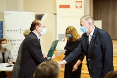 059-najlepsza-szkola-nauczyciel-medale-macierz-szkolna-fot.M.Paszkowska