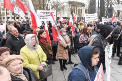 0415-wiec-polskie-szkoly-oswiata-fot-L24.lt-Wiktor-Jusiel